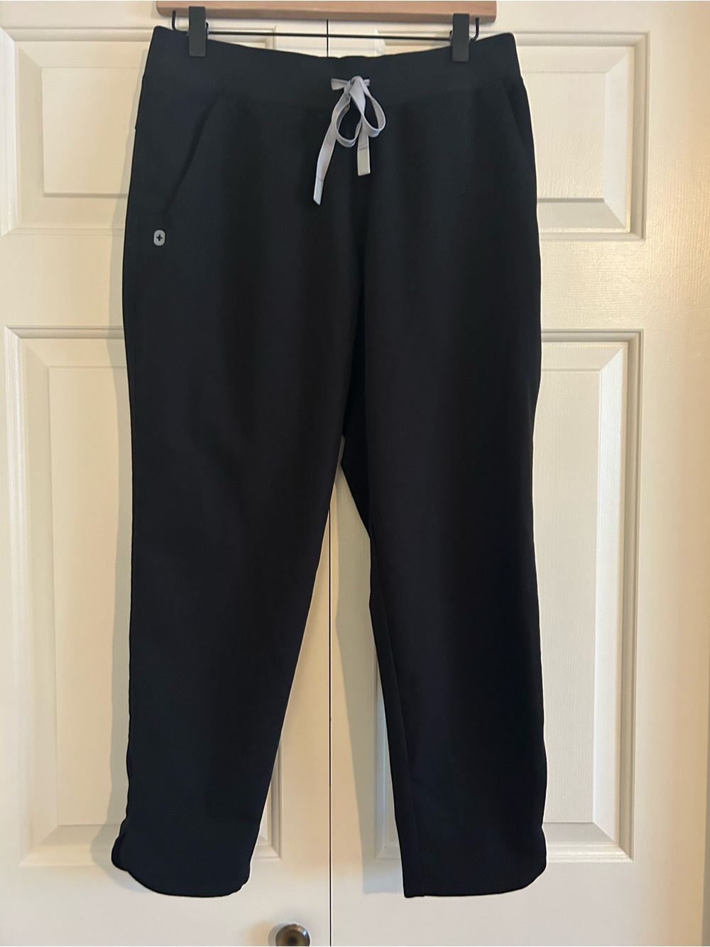 Figs Women’s Black Jogger Scrub Pants with Gray Drawstring, Size Medium Petite